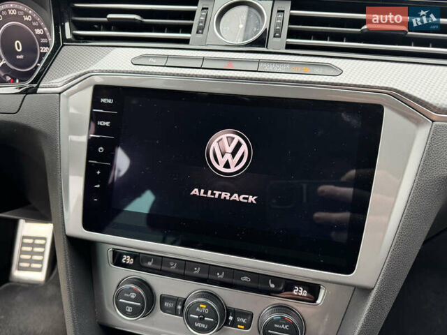 Черный Фольксваген Пассат Альтрак, объемом двигателя 2 л и пробегом 196 тыс. км за 22999 $, фото 23 на Automoto.ua