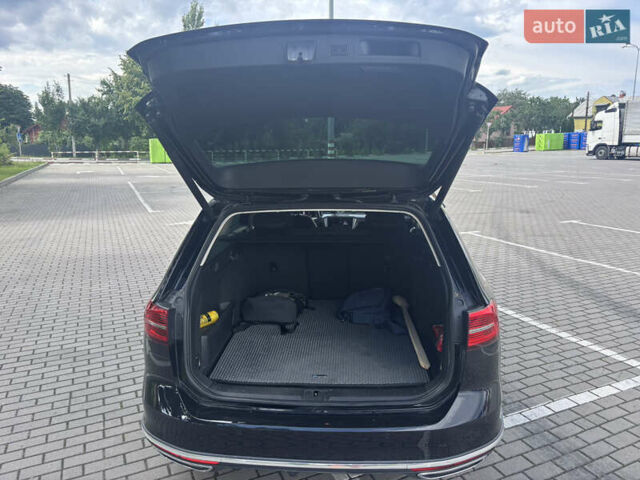 Чорний Фольксваген Пассат Альтрак, об'ємом двигуна 2 л та пробігом 219 тис. км за 20600 $, фото 4 на Automoto.ua