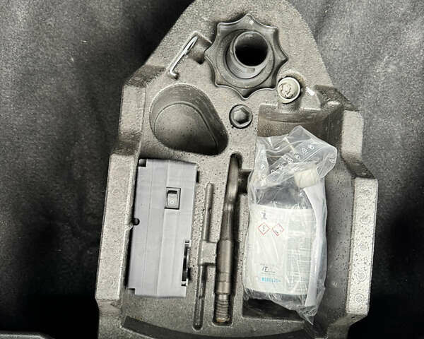 Черный Фольксваген Пассат Альтрак, объемом двигателя 2 л и пробегом 196 тыс. км за 22999 $, фото 32 на Automoto.ua