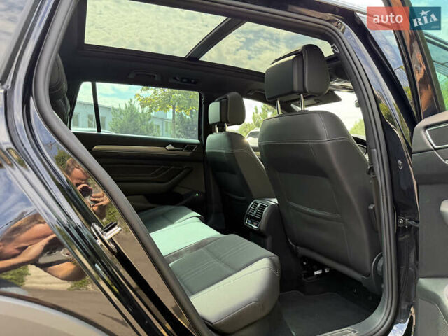 Черный Фольксваген Пассат Альтрак, объемом двигателя 2 л и пробегом 218 тыс. км за 25999 $, фото 55 на Automoto.ua