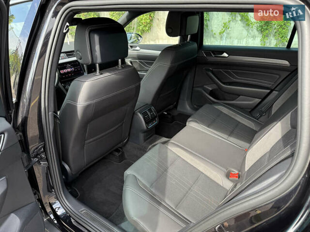 Черный Фольксваген Пассат Альтрак, объемом двигателя 2 л и пробегом 218 тыс. км за 25999 $, фото 41 на Automoto.ua