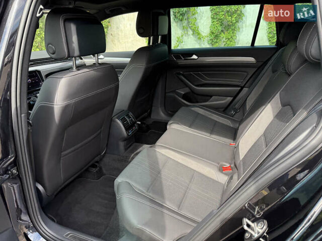 Черный Фольксваген Пассат Альтрак, объемом двигателя 2 л и пробегом 218 тыс. км за 25999 $, фото 40 на Automoto.ua