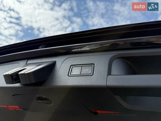 Черный Фольксваген Пассат Альтрак, объемом двигателя 2 л и пробегом 218 тыс. км за 25999 $, фото 50 на Automoto.ua