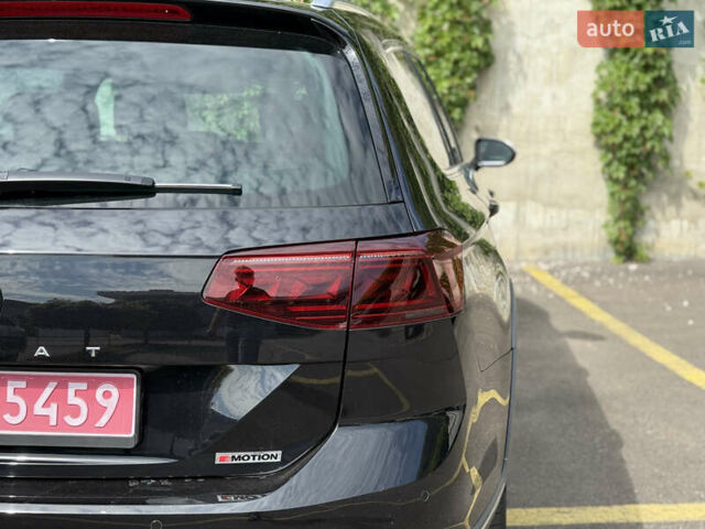 Черный Фольксваген Пассат Альтрак, объемом двигателя 2 л и пробегом 218 тыс. км за 25999 $, фото 11 на Automoto.ua