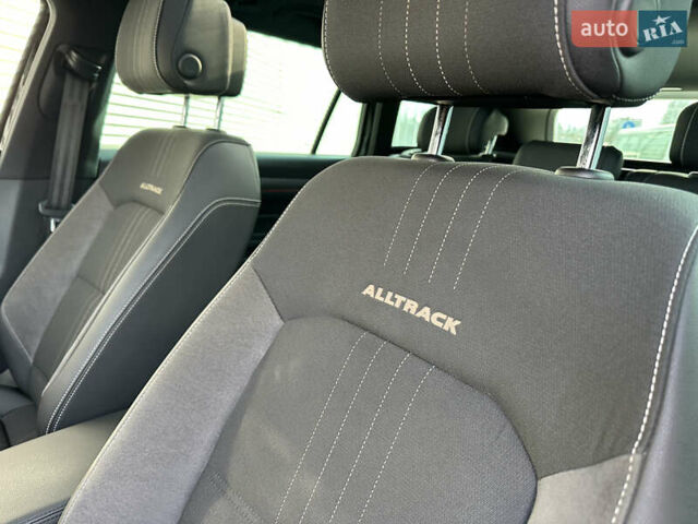 Черный Фольксваген Пассат Альтрак, объемом двигателя 2 л и пробегом 218 тыс. км за 25500 $, фото 56 на Automoto.ua