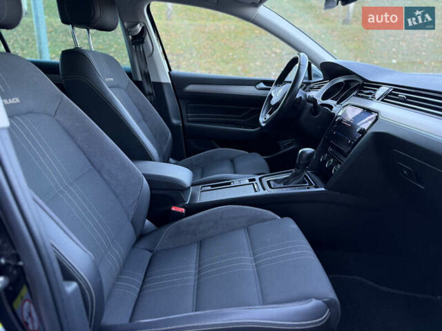Черный Фольксваген Пассат Альтрак, объемом двигателя 2 л и пробегом 102 тыс. км за 28000 $, фото 10 на Automoto.ua