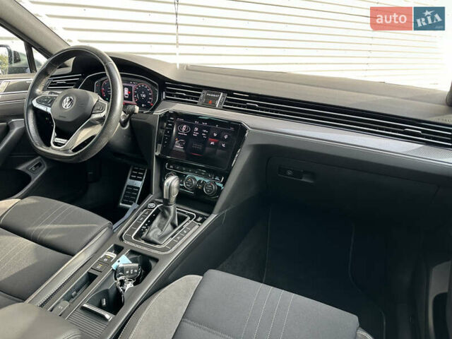 Черный Фольксваген Пассат Альтрак, объемом двигателя 2 л и пробегом 218 тыс. км за 25500 $, фото 32 на Automoto.ua