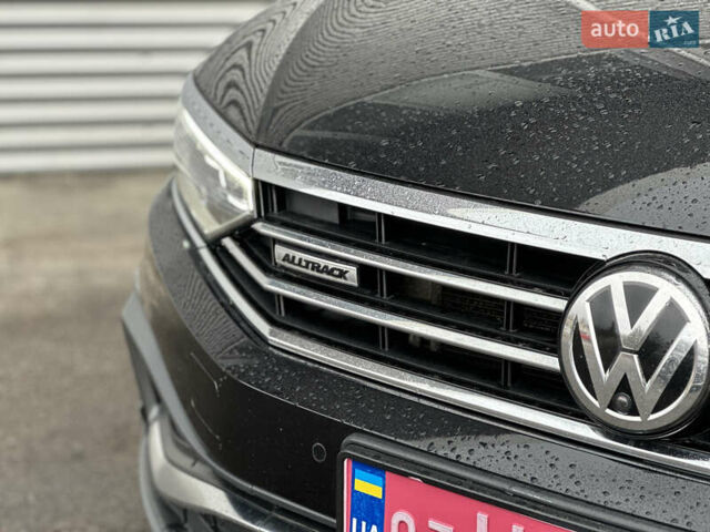 Черный Фольксваген Пассат Альтрак, объемом двигателя 2 л и пробегом 218 тыс. км за 25500 $, фото 5 на Automoto.ua