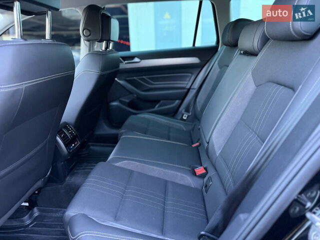 Черный Фольксваген Пассат Альтрак, объемом двигателя 2 л и пробегом 102 тыс. км за 28000 $, фото 9 на Automoto.ua