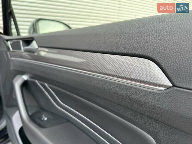 Черный Фольксваген Пассат Альтрак, объемом двигателя 2 л и пробегом 218 тыс. км за 25500 $, фото 16 на Automoto.ua