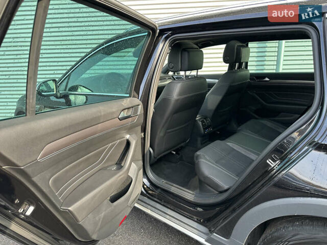 Черный Фольксваген Пассат Альтрак, объемом двигателя 2 л и пробегом 218 тыс. км за 25500 $, фото 44 на Automoto.ua