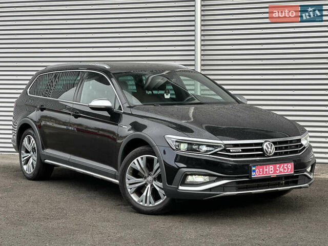 Черный Фольксваген Пассат Альтрак, объемом двигателя 2 л и пробегом 218 тыс. км за 25500 $, фото 7 на Automoto.ua
