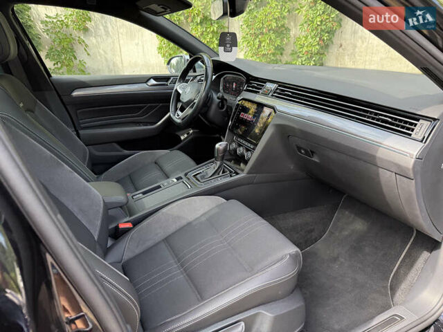 Черный Фольксваген Пассат Альтрак, объемом двигателя 2 л и пробегом 218 тыс. км за 25999 $, фото 62 на Automoto.ua