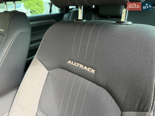 Черный Фольксваген Пассат Альтрак, объемом двигателя 2 л и пробегом 218 тыс. км за 25999 $, фото 37 на Automoto.ua