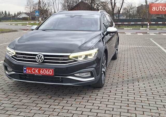 Черный Фольксваген Пассат Альтрак, объемом двигателя 1.97 л и пробегом 281 тыс. км за 22900 $, фото 2 на Automoto.ua