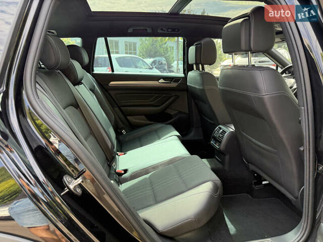 Черный Фольксваген Пассат Альтрак, объемом двигателя 2 л и пробегом 218 тыс. км за 25999 $, фото 54 на Automoto.ua