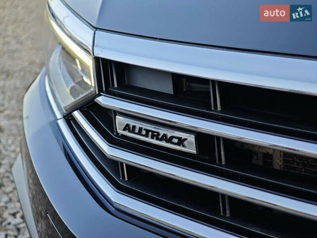 Черный Фольксваген Пассат Альтрак, объемом двигателя 2 л и пробегом 170 тыс. км за 29999 $, фото 10 на Automoto.ua