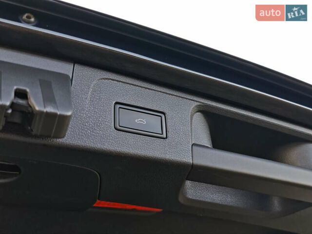 Черный Фольксваген Пассат Альтрак, объемом двигателя 2 л и пробегом 170 тыс. км за 29999 $, фото 58 на Automoto.ua