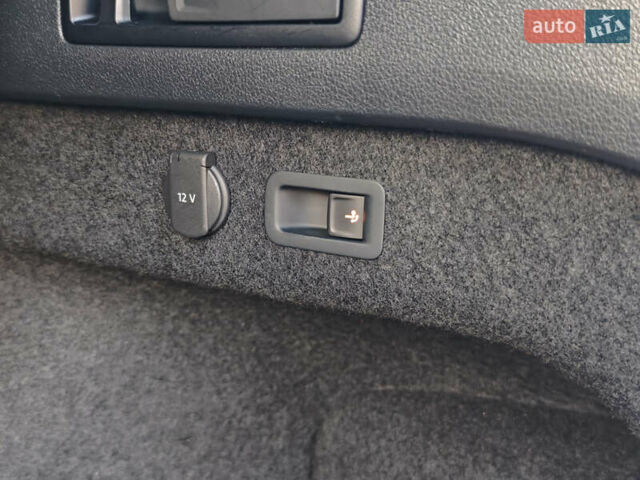 Черный Фольксваген Пассат Альтрак, объемом двигателя 2 л и пробегом 170 тыс. км за 29999 $, фото 57 на Automoto.ua