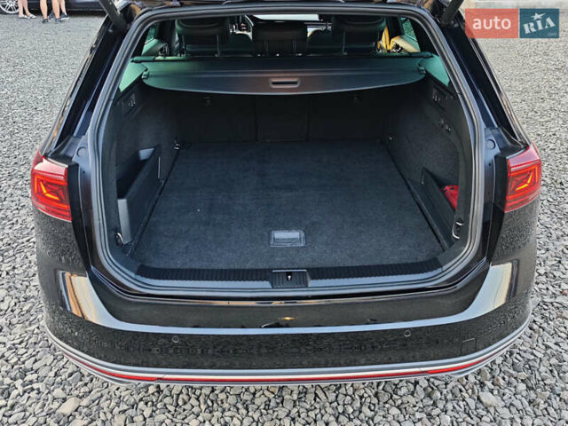 Черный Фольксваген Пассат Альтрак, объемом двигателя 2 л и пробегом 170 тыс. км за 29999 $, фото 53 на Automoto.ua