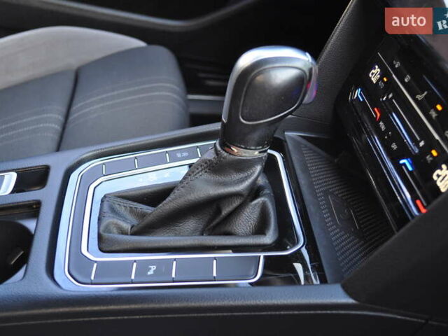 Чорний Фольксваген Пассат Альтрак, об'ємом двигуна 1.97 л та пробігом 164 тис. км за 31000 $, фото 98 на Automoto.ua