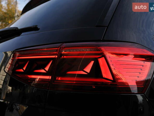 Чорний Фольксваген Пассат Альтрак, об'ємом двигуна 1.97 л та пробігом 164 тис. км за 31000 $, фото 28 на Automoto.ua