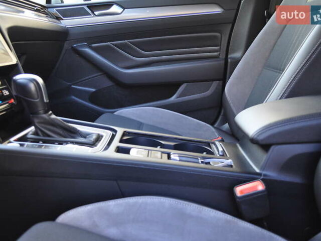 Чорний Фольксваген Пассат Альтрак, об'ємом двигуна 1.97 л та пробігом 164 тис. км за 31000 $, фото 58 на Automoto.ua