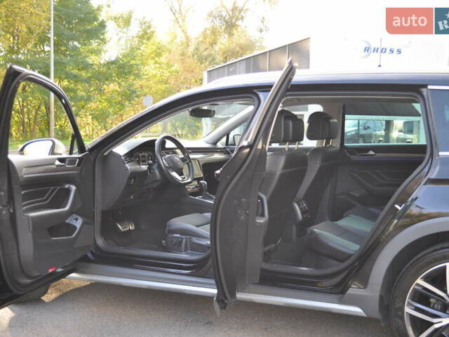 Чорний Фольксваген Пассат Альтрак, об'ємом двигуна 1.97 л та пробігом 164 тис. км за 31000 $, фото 107 на Automoto.ua