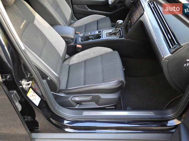 Чорний Фольксваген Пассат Альтрак, об'ємом двигуна 1.97 л та пробігом 164 тис. км за 31000 $, фото 91 на Automoto.ua