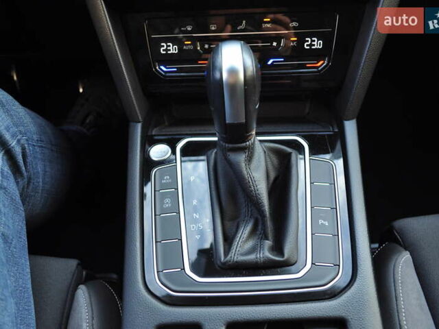 Чорний Фольксваген Пассат Альтрак, об'ємом двигуна 1.97 л та пробігом 164 тис. км за 31000 $, фото 64 на Automoto.ua