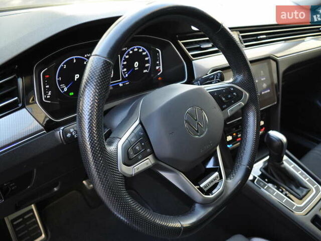 Чорний Фольксваген Пассат Альтрак, об'ємом двигуна 1.97 л та пробігом 164 тис. км за 31000 $, фото 60 на Automoto.ua