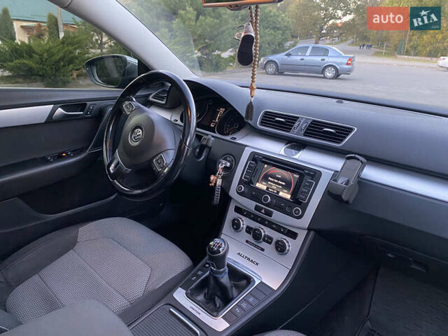 Коричневый Фольксваген Пассат Альтрак, объемом двигателя 2 л и пробегом 266 тыс. км за 12500 $, фото 12 на Automoto.ua