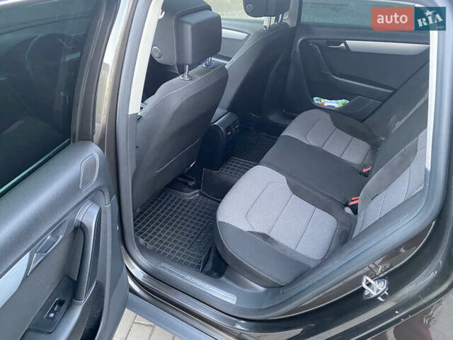 Коричневый Фольксваген Пассат Альтрак, объемом двигателя 2 л и пробегом 266 тыс. км за 12500 $, фото 9 на Automoto.ua