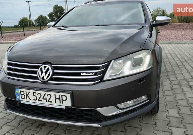 Коричневый Фольксваген Пассат Альтрак, объемом двигателя 1.97 л и пробегом 292 тыс. км за 13200 $, фото 14 на Automoto.ua