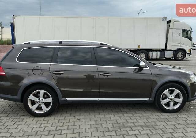 Коричневый Фольксваген Пассат Альтрак, объемом двигателя 1.97 л и пробегом 292 тыс. км за 13200 $, фото 11 на Automoto.ua