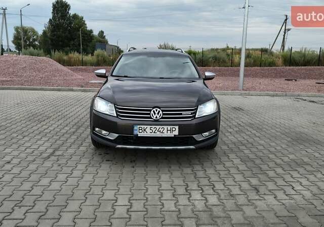 Коричневый Фольксваген Пассат Альтрак, объемом двигателя 1.97 л и пробегом 292 тыс. км за 13200 $, фото 8 на Automoto.ua