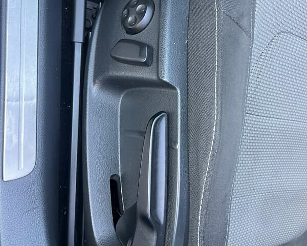 Коричневий Фольксваген Пассат Альтрак, об'ємом двигуна 2 л та пробігом 278 тис. км за 9999 $, фото 17 на Automoto.ua