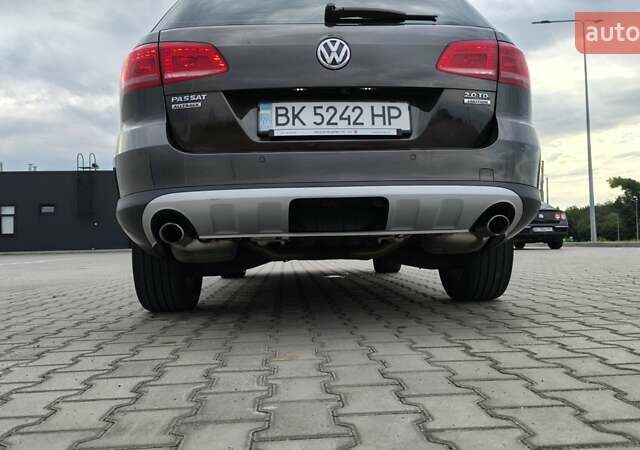 Коричневый Фольксваген Пассат Альтрак, объемом двигателя 1.97 л и пробегом 292 тыс. км за 13200 $, фото 17 на Automoto.ua