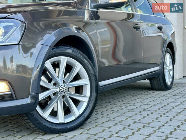 Коричневый Фольксваген Пассат Альтрак, объемом двигателя 2 л и пробегом 260 тыс. км за 12370 $, фото 40 на Automoto.ua