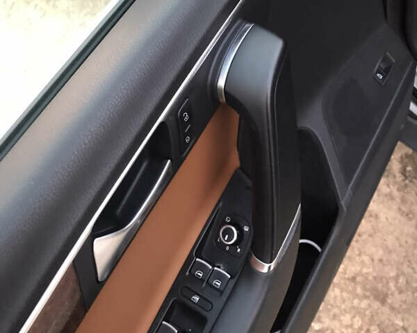 Коричневый Фольксваген Пассат Альтрак, объемом двигателя 2 л и пробегом 215 тыс. км за 16000 $, фото 23 на Automoto.ua