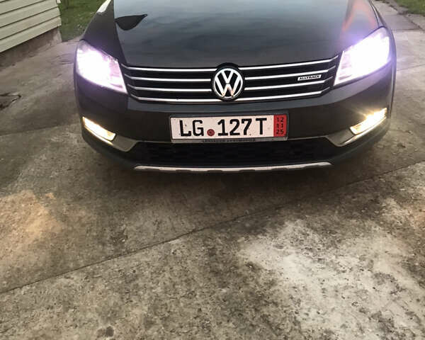 Коричневый Фольксваген Пассат Альтрак, объемом двигателя 2 л и пробегом 215 тыс. км за 16000 $, фото 27 на Automoto.ua