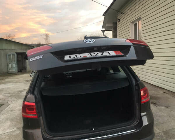 Коричневый Фольксваген Пассат Альтрак, объемом двигателя 2 л и пробегом 215 тыс. км за 16000 $, фото 4 на Automoto.ua