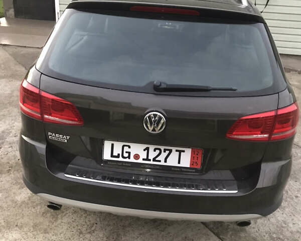 Коричневый Фольксваген Пассат Альтрак, объемом двигателя 2 л и пробегом 215 тыс. км за 16000 $, фото 62 на Automoto.ua