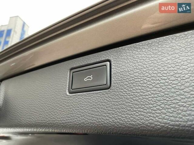 Коричневий Фольксваген Пассат Альтрак, об'ємом двигуна 2 л та пробігом 155 тис. км за 13800 $, фото 27 на Automoto.ua