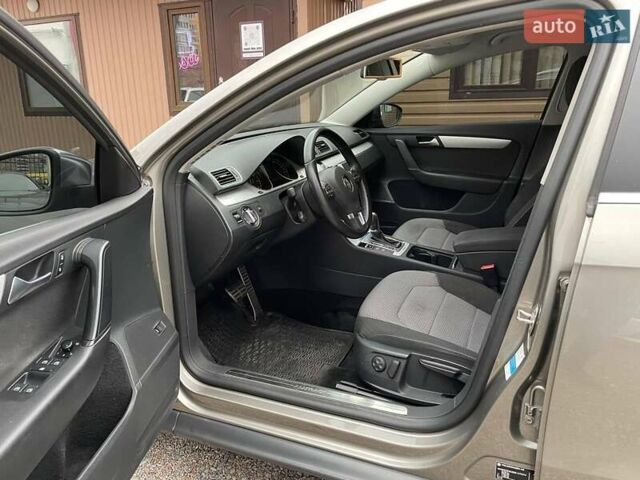 Коричневий Фольксваген Пассат Альтрак, об'ємом двигуна 2 л та пробігом 155 тис. км за 13800 $, фото 15 на Automoto.ua