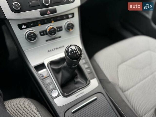 Коричневый Фольксваген Пассат Альтрак, объемом двигателя 1.97 л и пробегом 269 тыс. км за 12500 $, фото 19 на Automoto.ua