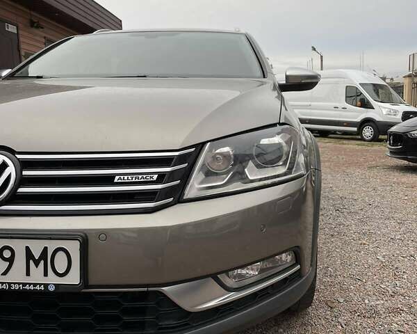Коричневий Фольксваген Пассат Альтрак, об'ємом двигуна 2 л та пробігом 155 тис. км за 13800 $, фото 12 на Automoto.ua