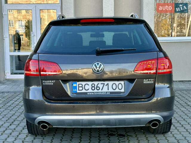 Коричневый Фольксваген Пассат Альтрак, объемом двигателя 2 л и пробегом 260 тыс. км за 12370 $, фото 8 на Automoto.ua