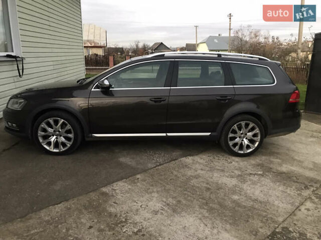 Коричневый Фольксваген Пассат Альтрак, объемом двигателя 2 л и пробегом 215 тыс. км за 16000 $, фото 59 на Automoto.ua