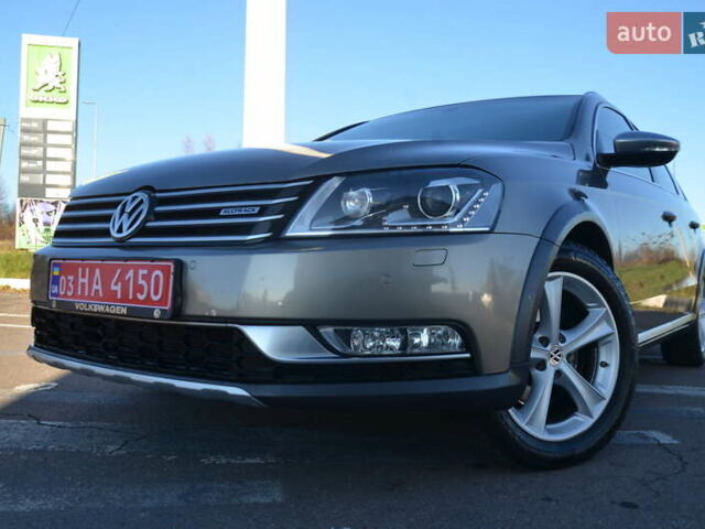 Коричневый Фольксваген Пассат Альтрак, объемом двигателя 2 л и пробегом 223 тыс. км за 13350 $, фото 4 на Automoto.ua